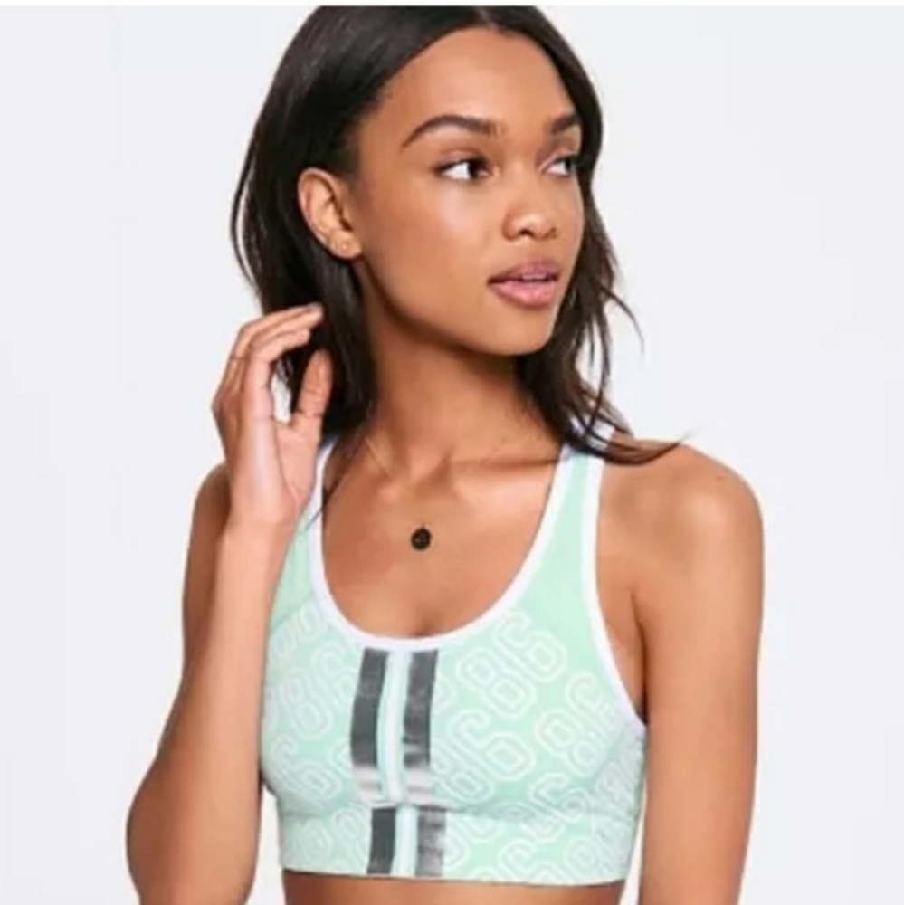 PINK Ultimate Racerback Mint Green White 86 Print Sports Bra NWT sz M